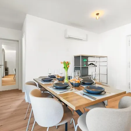 05 - Penthouse Fuer Bis Zu 6 Personen Mit Terrasse - Klimatisiert Lägenhet Friedrichshafen