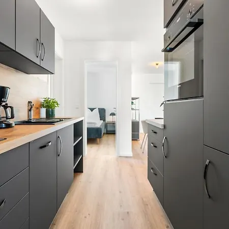 05 - Penthouse Fuer Bis Zu 6 Personen Mit Terrasse - Klimatisiert * Friedrichshafen