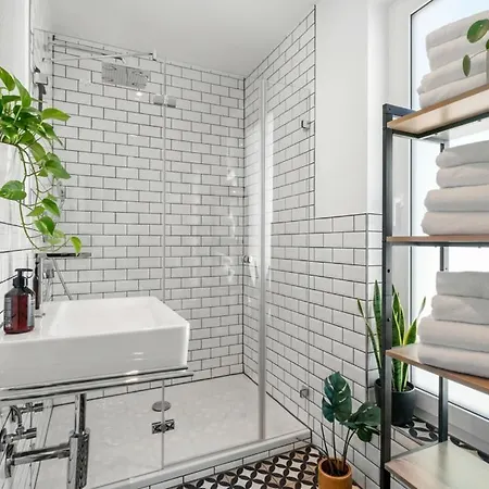 05 - Penthouse Fuer Bis Zu 6 Personen Mit Terrasse - Klimatisiert Lägenhet *